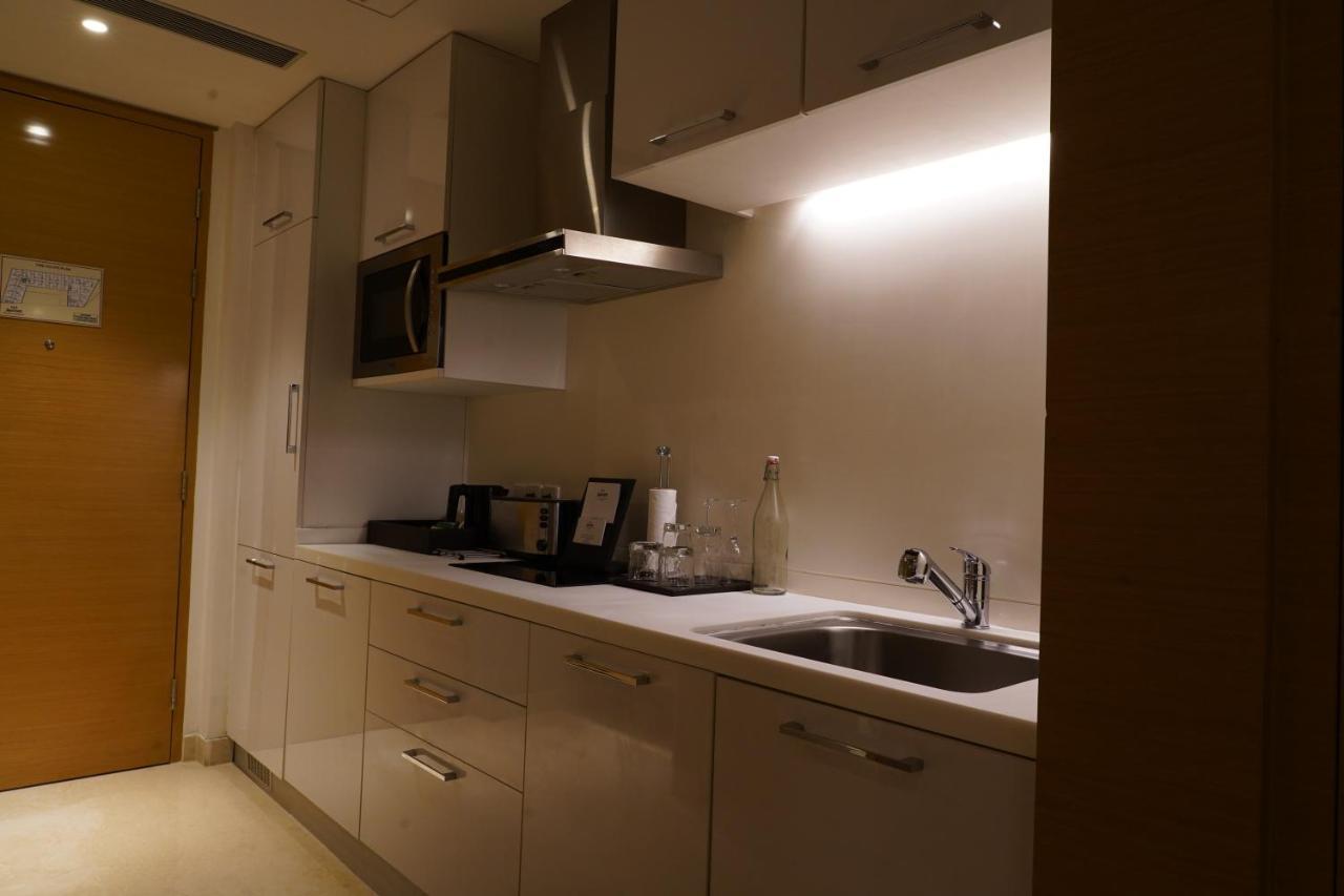 Marriott Executive Apartments Hyderabad Bagian luar foto