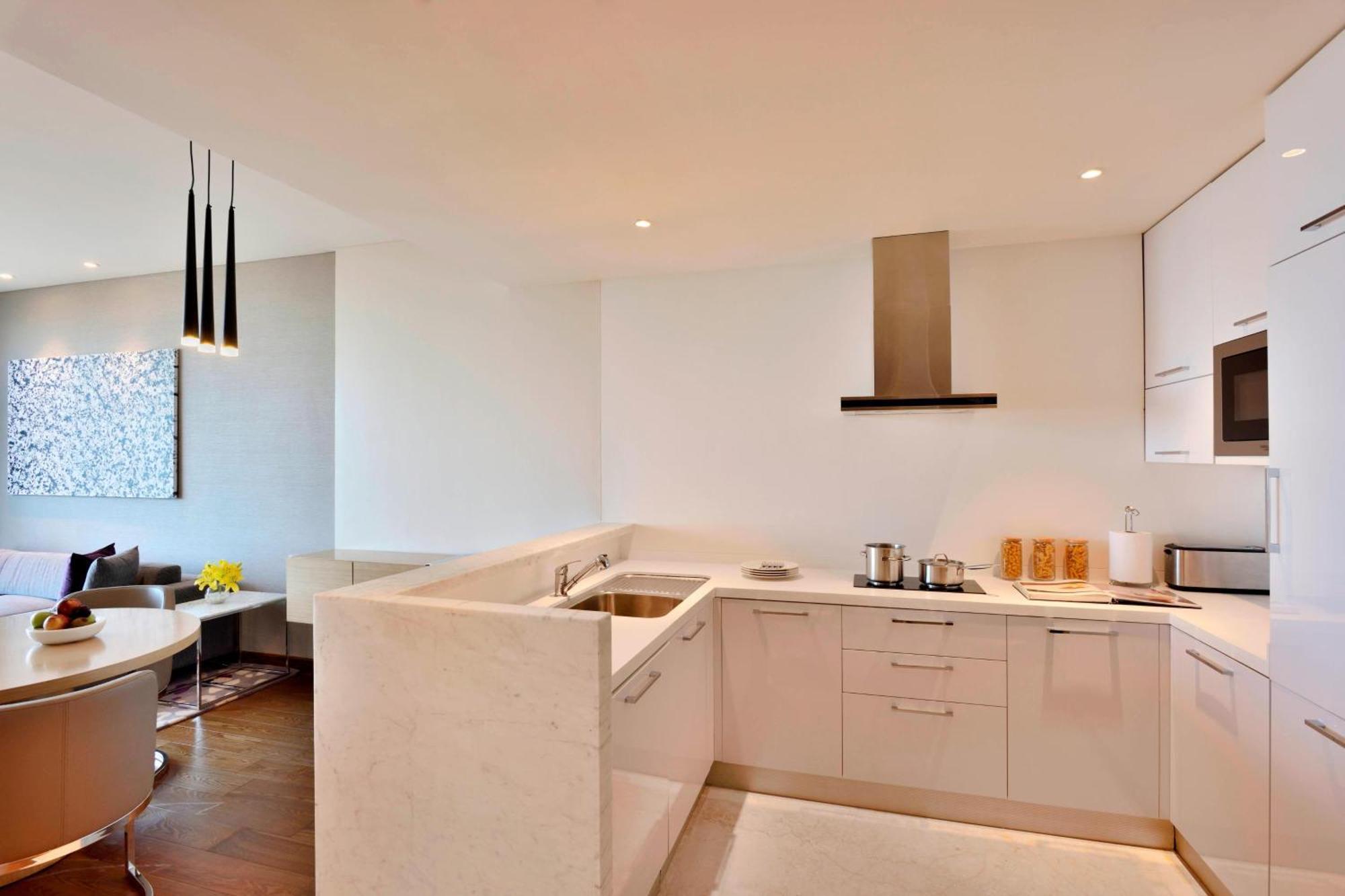 Marriott Executive Apartments Hyderabad Bagian luar foto