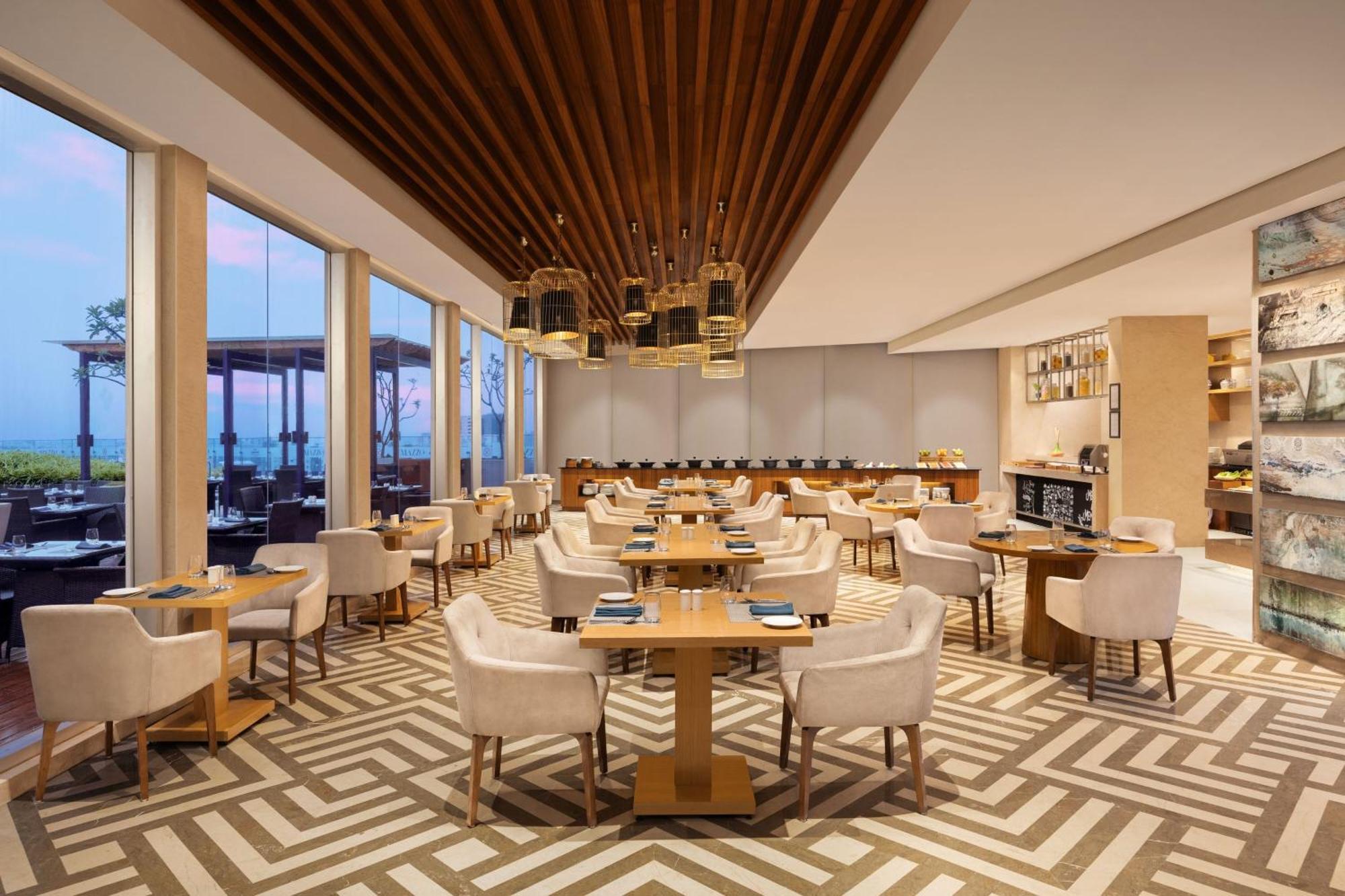 Marriott Executive Apartments Hyderabad Bagian luar foto