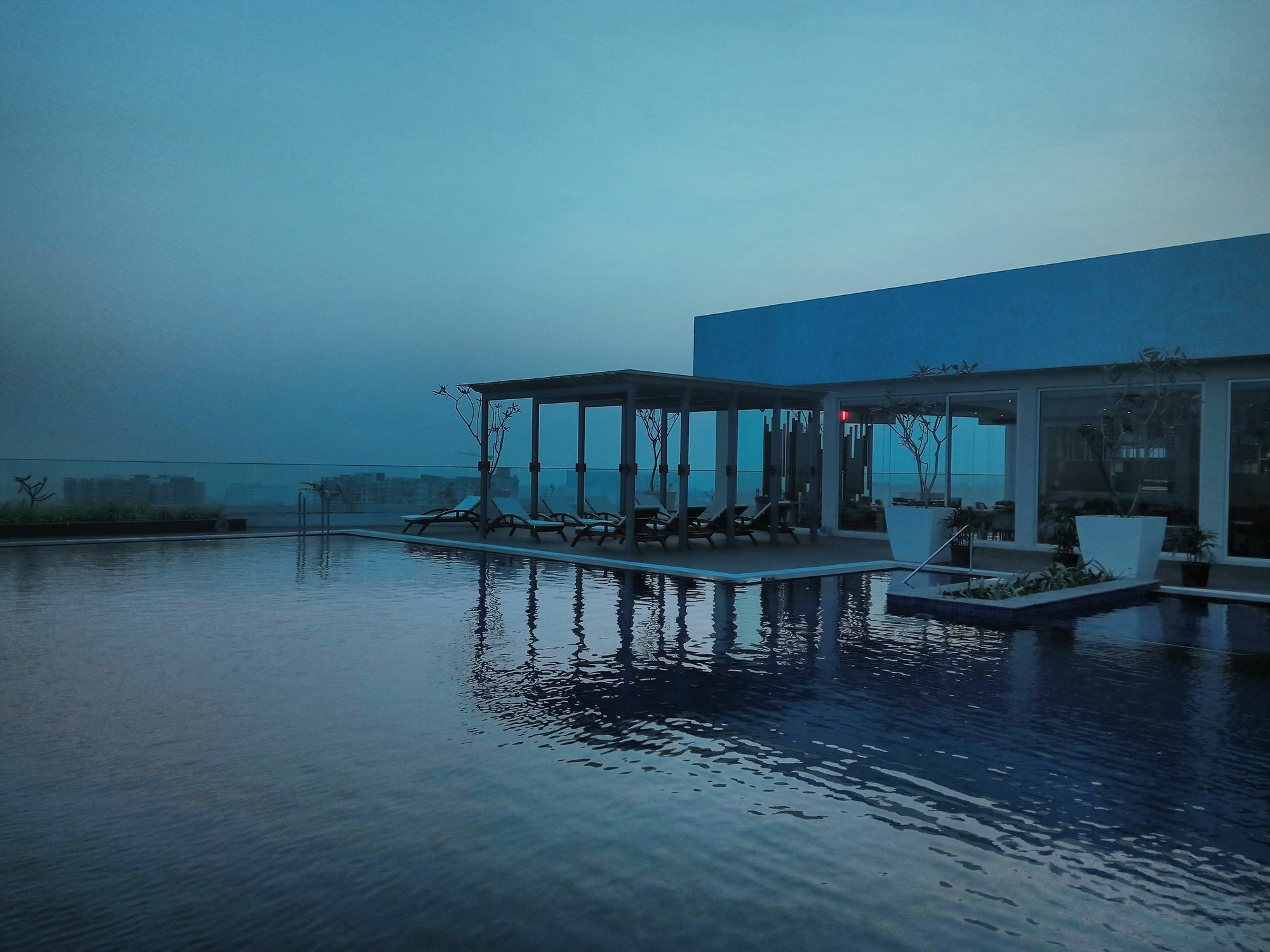 Marriott Executive Apartments Hyderabad Bagian luar foto